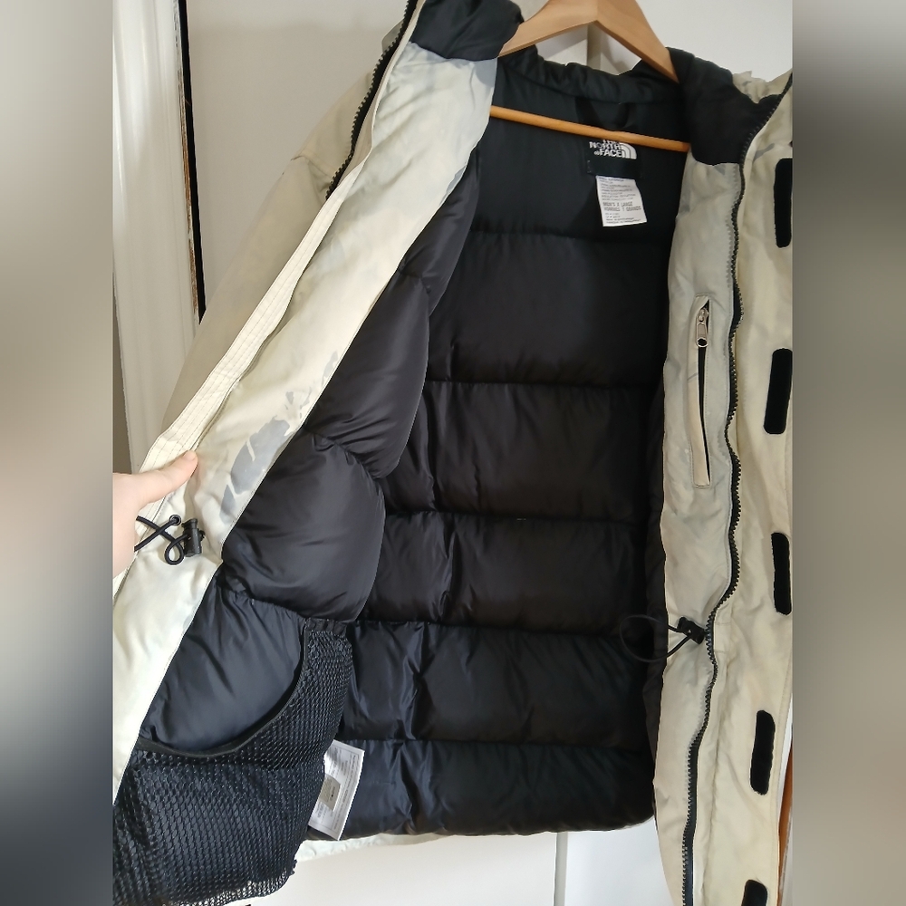 The North Face Men’s XL Goose Down Marbled Beige & Grey Winter Parka - Picture 9 of 15